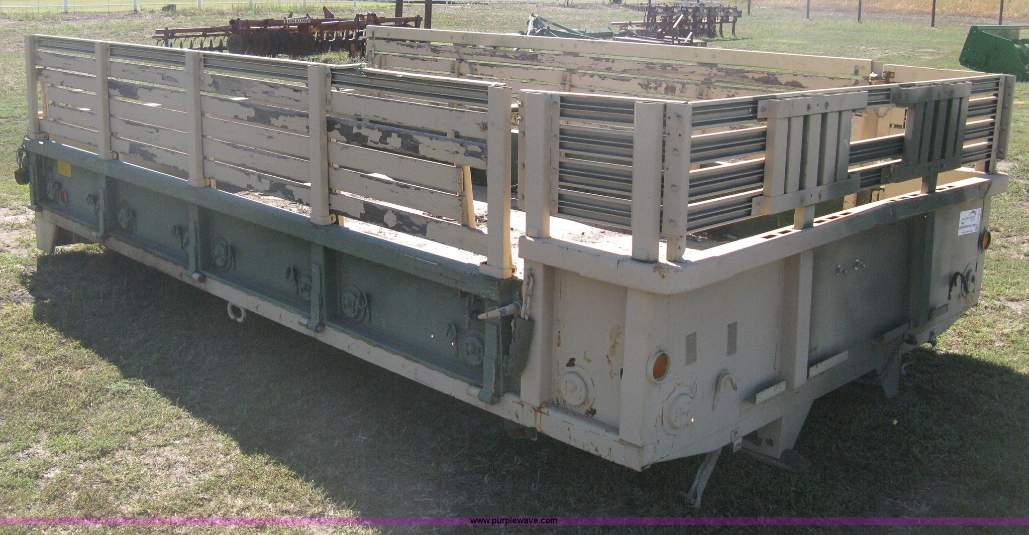 Military style truck bed in Kinsley, KS Item H6290 sold Purple Wave