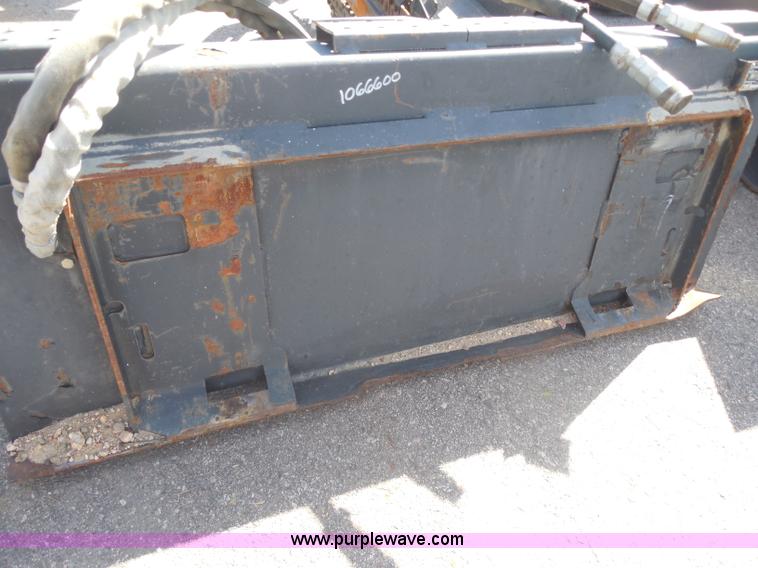 image for item AL9635 2007 Bobcat LT213 trencher attachment