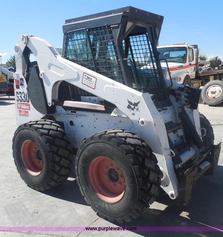 image for item AL9651 2008 Bobcat S330 skid steer