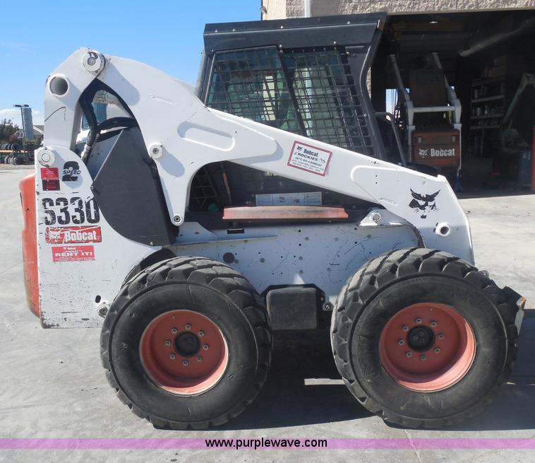 image for item AL9651 2008 Bobcat S330 skid steer
