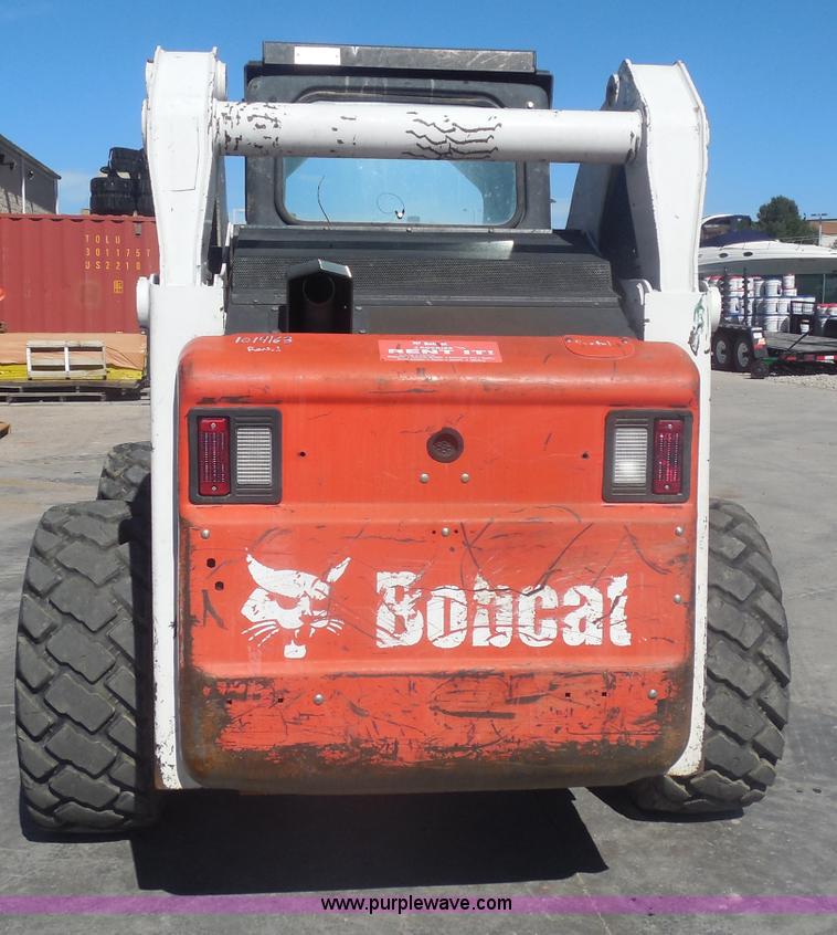 image for item AL9651 2008 Bobcat S330 skid steer