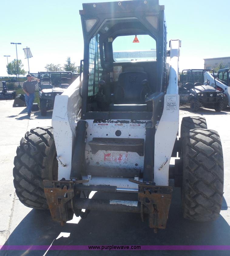 image for item AL9651 2008 Bobcat S330 skid steer