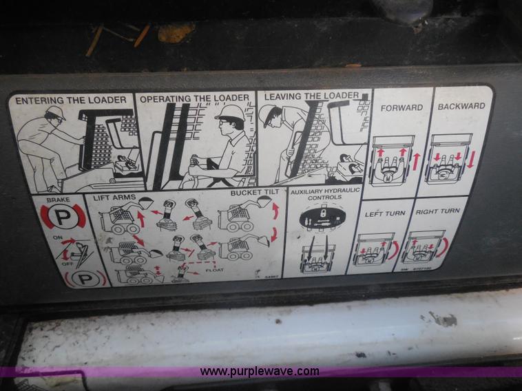 image for item AL9651 2008 Bobcat S330 skid steer