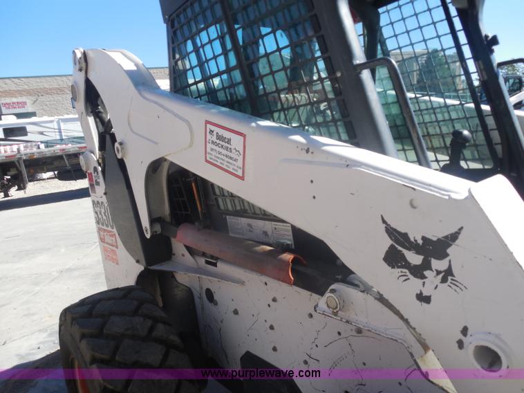 image for item AL9651 2008 Bobcat S330 skid steer