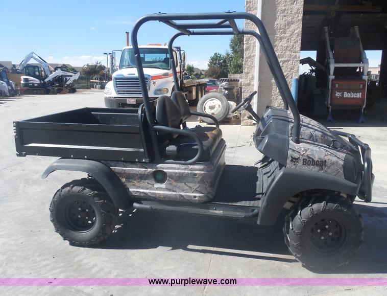 image for item AL9652 2009 Bobcat 2200 utility vehicle