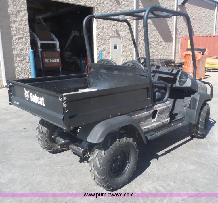 image for item AL9652 2009 Bobcat 2200 utility vehicle