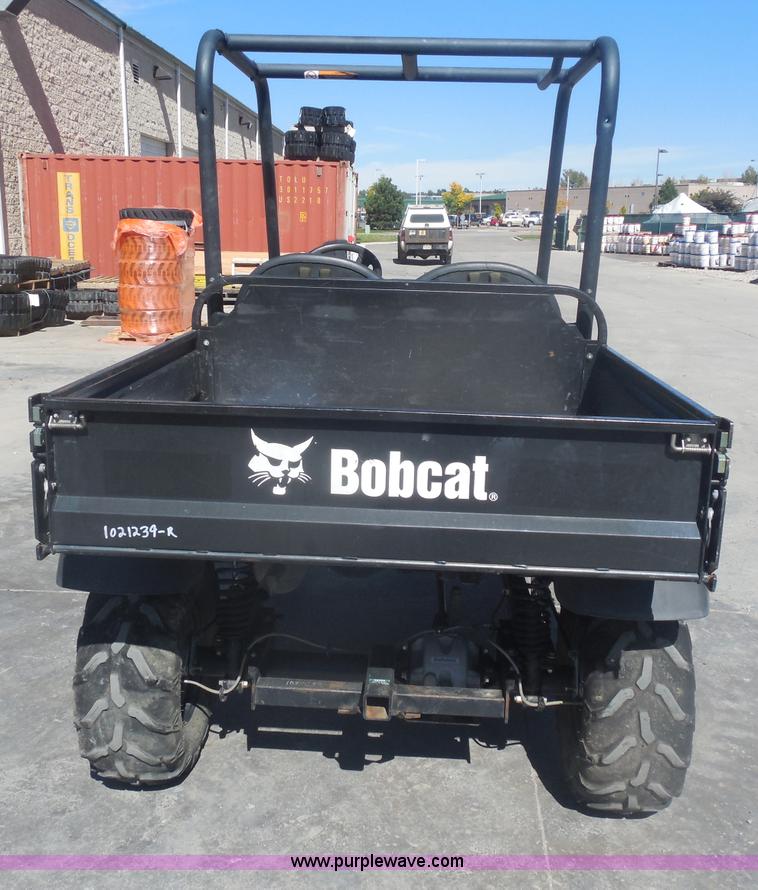 image for item AL9652 2009 Bobcat 2200 utility vehicle