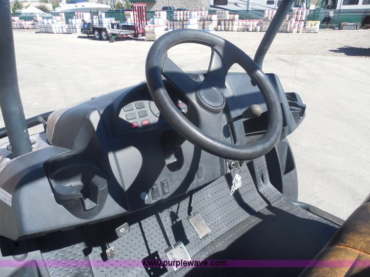 image for item AL9652 2009 Bobcat 2200 utility vehicle