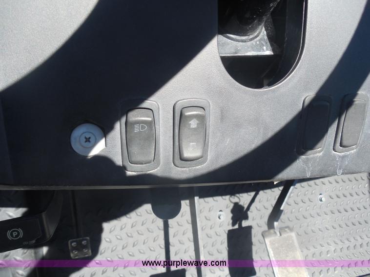 image for item AL9652 2009 Bobcat 2200 utility vehicle