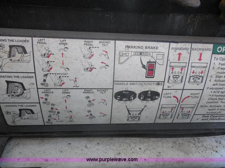 image for item I1326 2007 Bobcat S330 skid steer