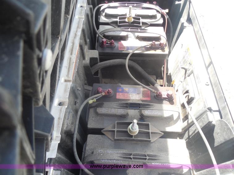 image for item I1327 2008 Club Car golf cart