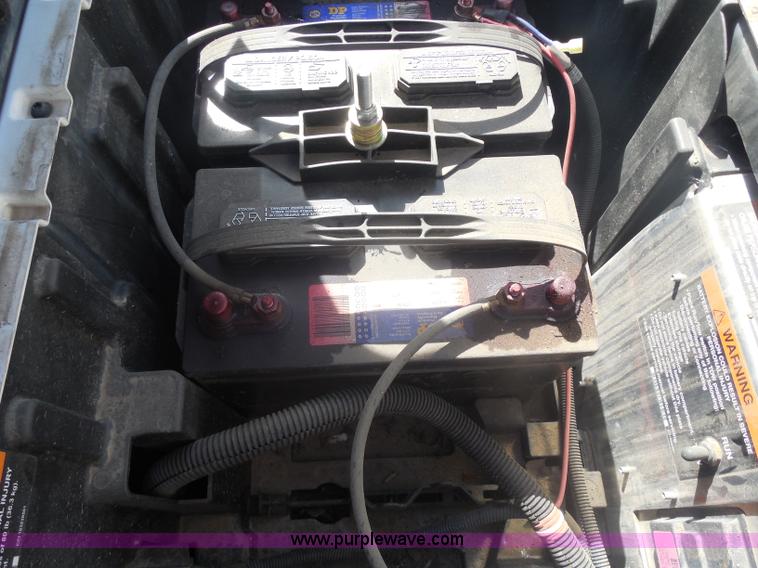 image for item I1327 2008 Club Car golf cart