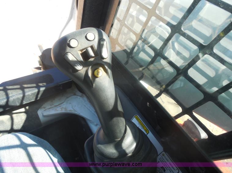 image for item I1329 2009 Bobcat S250 skid steer