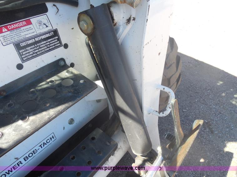 image for item I1329 2009 Bobcat S250 skid steer
