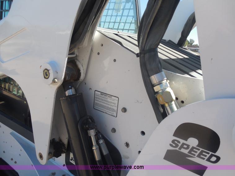 image for item I1329 2009 Bobcat S250 skid steer