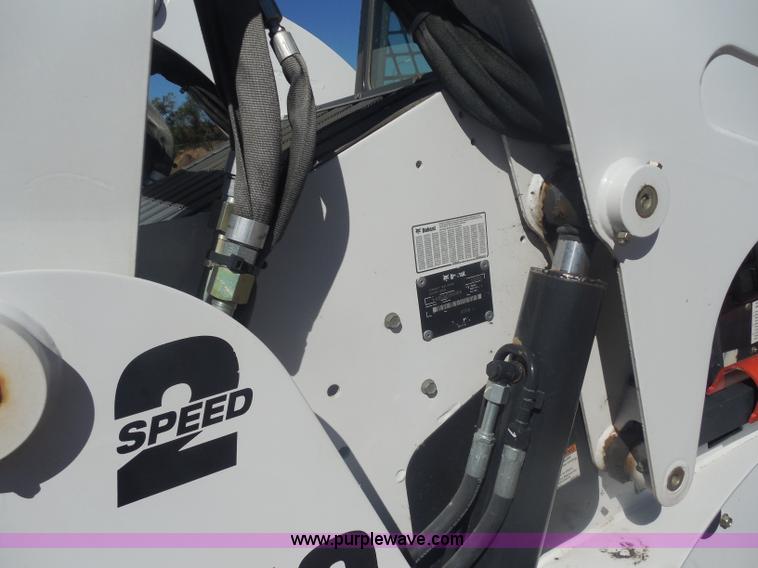 image for item I1329 2009 Bobcat S250 skid steer