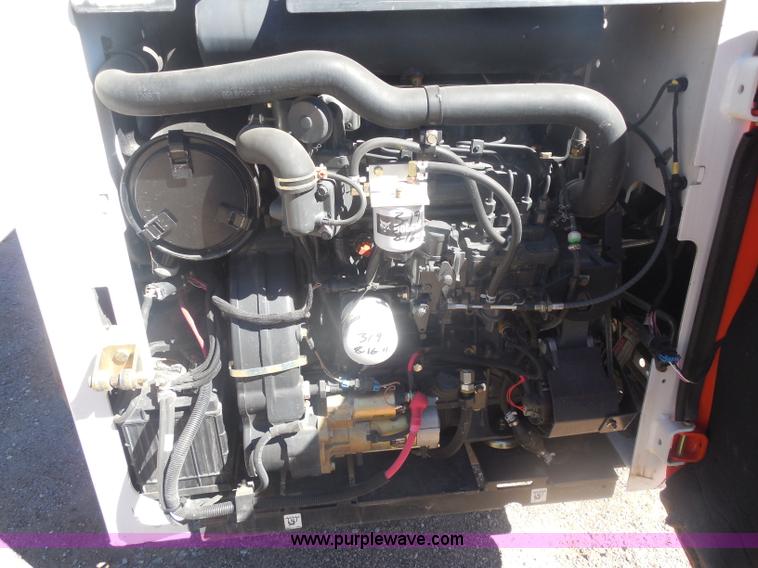 image for item I1329 2009 Bobcat S250 skid steer