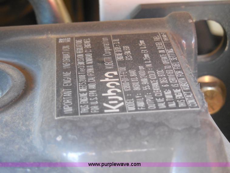 image for item I1329 2009 Bobcat S250 skid steer