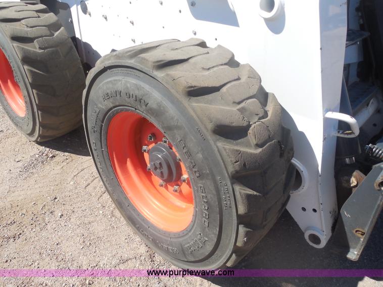 image for item I1329 2009 Bobcat S250 skid steer
