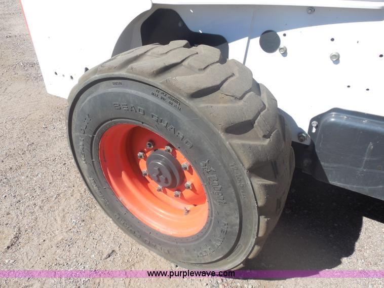 image for item I1329 2009 Bobcat S250 skid steer