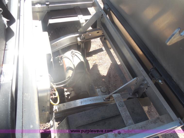 image for item I1330 2008 Club Car utility vehicle