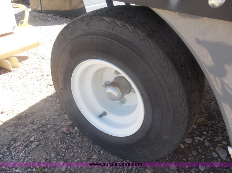 image for item I1330 2008 Club Car utility vehicle