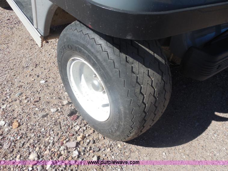 image for item I1339 2008 Club Car utility vehicle