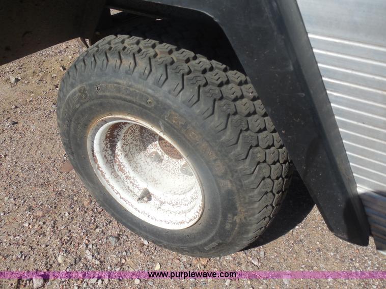image for item I1339 2008 Club Car utility vehicle