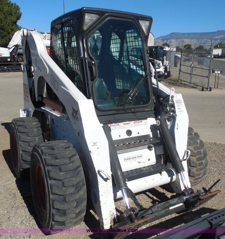 image for item I1340 2010 Bobcat S250 skid steer