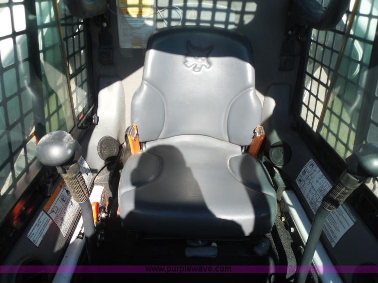 image for item I1340 2010 Bobcat S250 skid steer