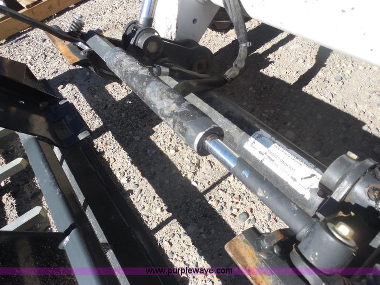 image for item I1340 2010 Bobcat S250 skid steer