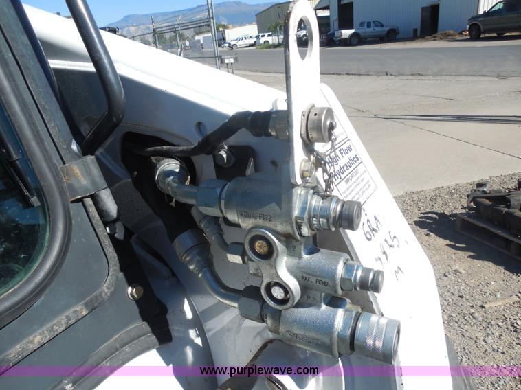 image for item I1340 2010 Bobcat S250 skid steer