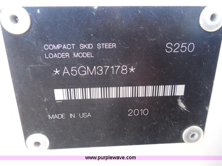 image for item I1340 2010 Bobcat S250 skid steer