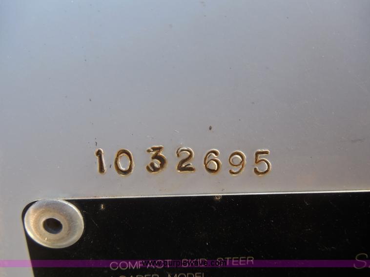 image for item I1340 2010 Bobcat S250 skid steer