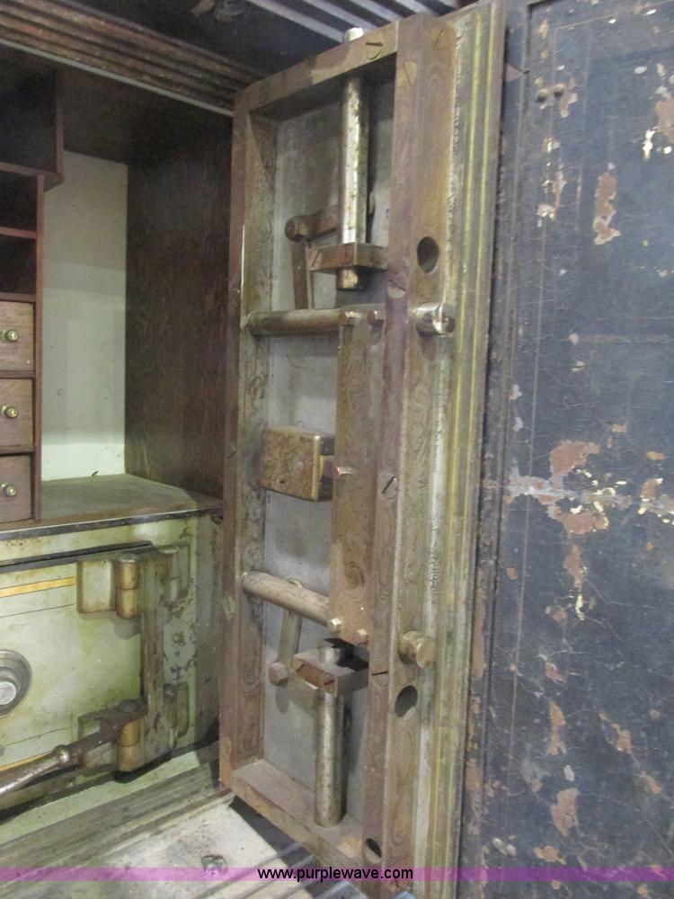 image for item AK9798 Three combination door safe