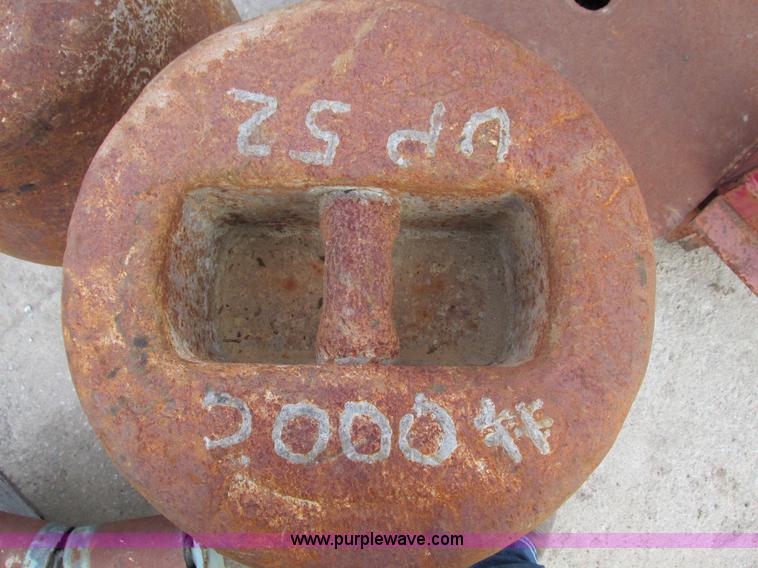 image for item AK9808 Approximately 2,000 lb wrecking ball