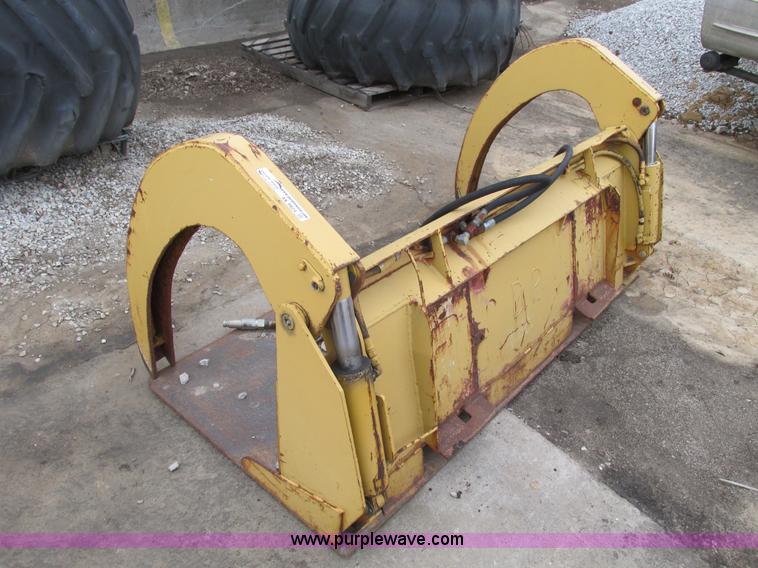 image for item AK9824 Universal skid steer grapple bucket