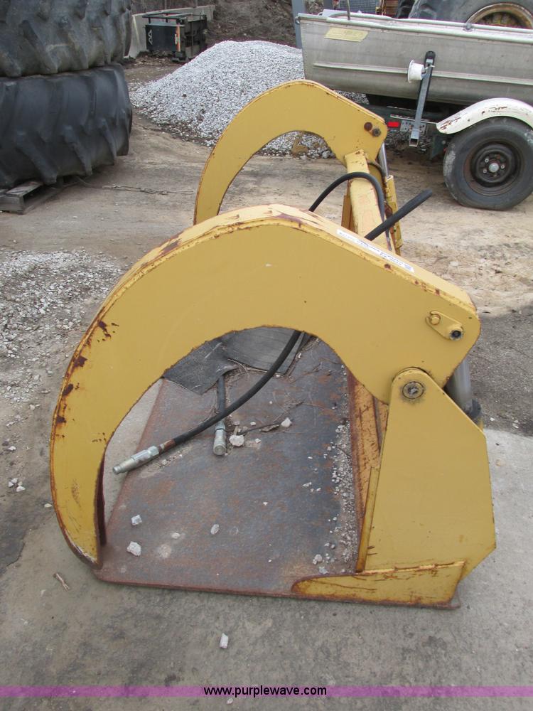 image for item AK9824 Universal skid steer grapple bucket
