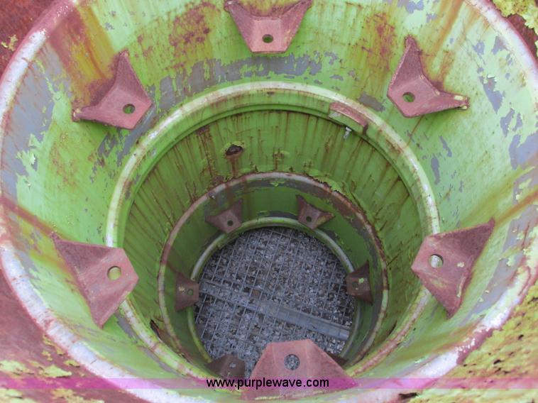 image for item AK9825 (4) 30.5L-32 on 27" wheels