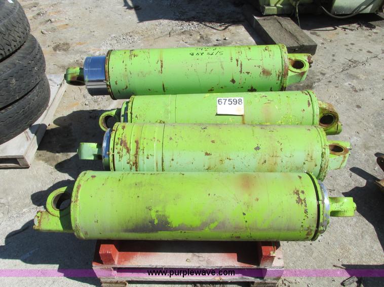 image for item AK9970 (5) ejector cylinders