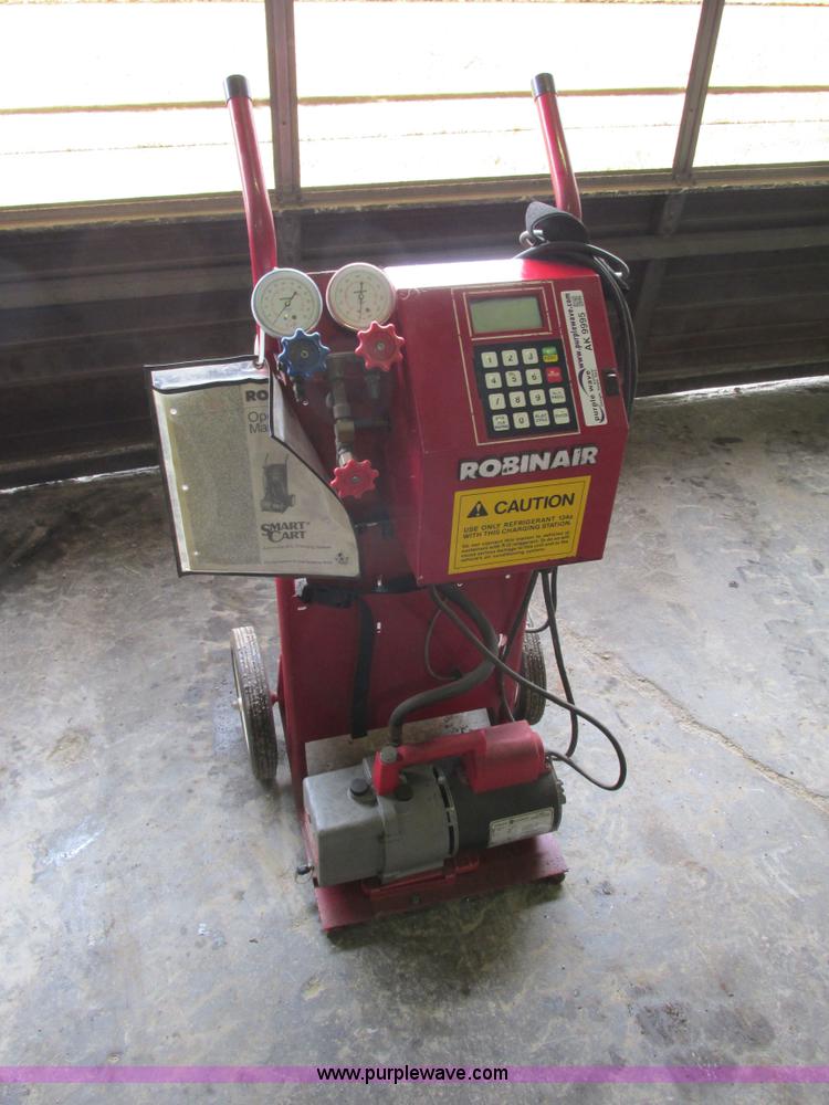image for item AK9995 Robin Air 134A refrigerant charging station