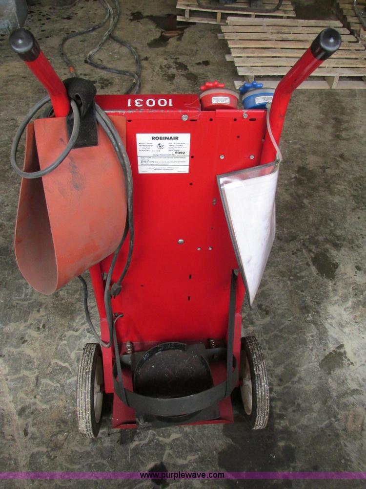 image for item AK9995 Robin Air 134A refrigerant charging station