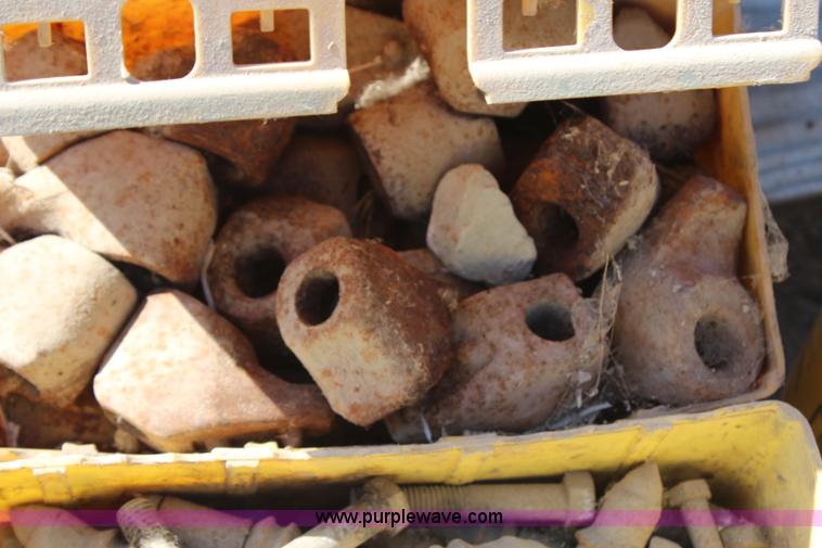 image for item AU9351 Rock saw bits and sockets