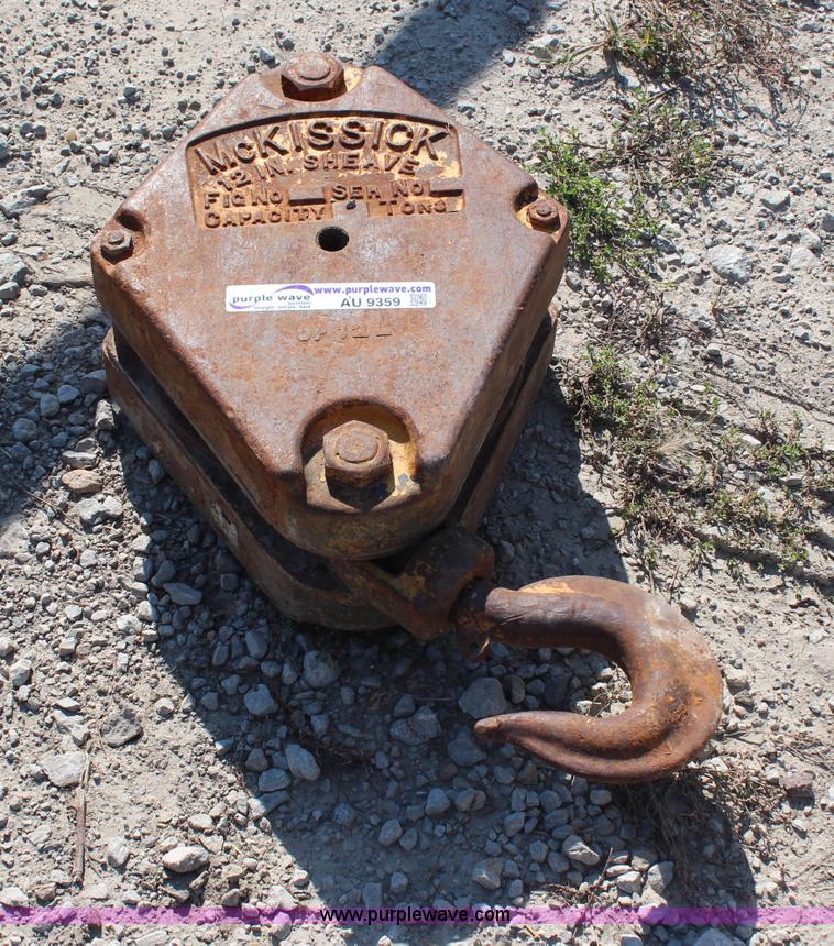 image for item AU9359 McKissick 12" sheave block