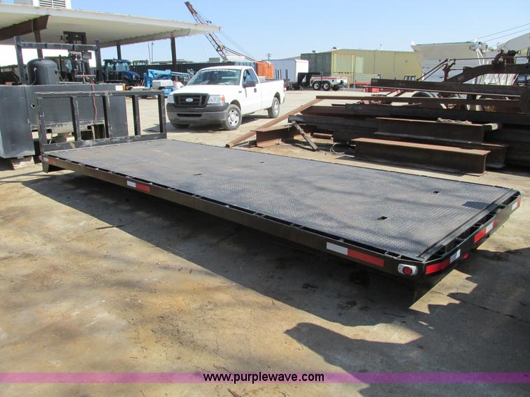 image for item B5798 20.5'L x 8'W flatbed