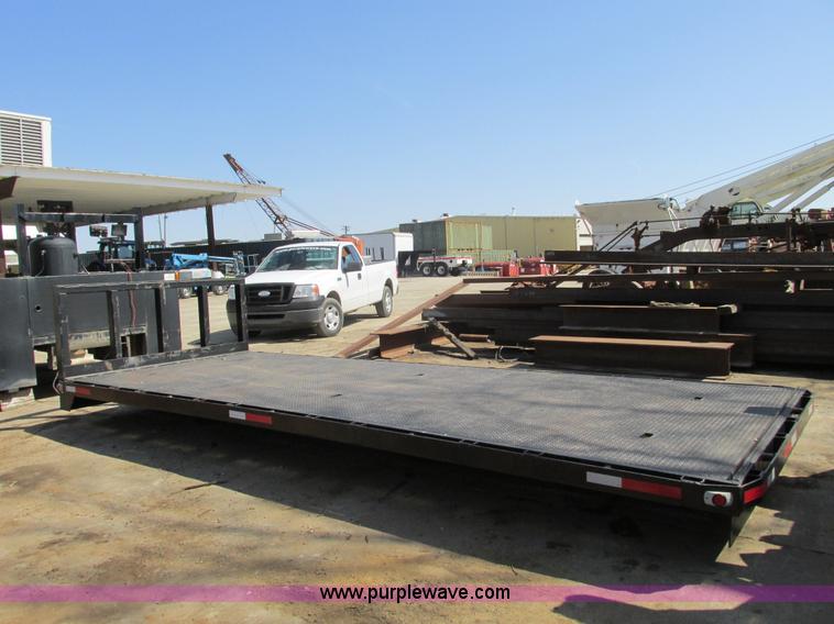 image for item B5798 20.5'L x 8'W flatbed