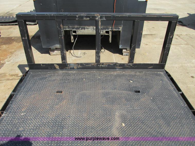 image for item B5798 20.5'L x 8'W flatbed