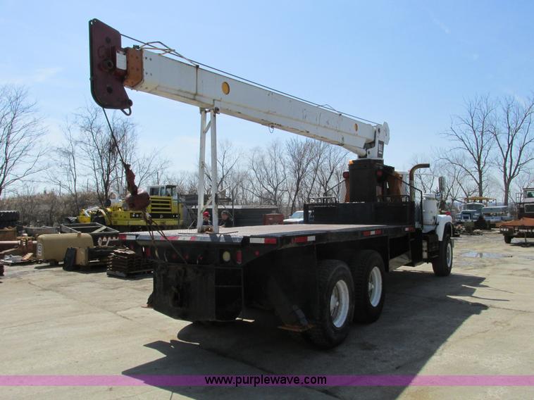 image for item B5799 1986 Mack DM686S crane truck