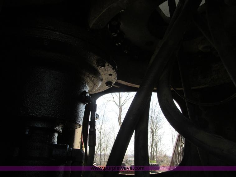 image for item B5799 1986 Mack DM686S crane truck