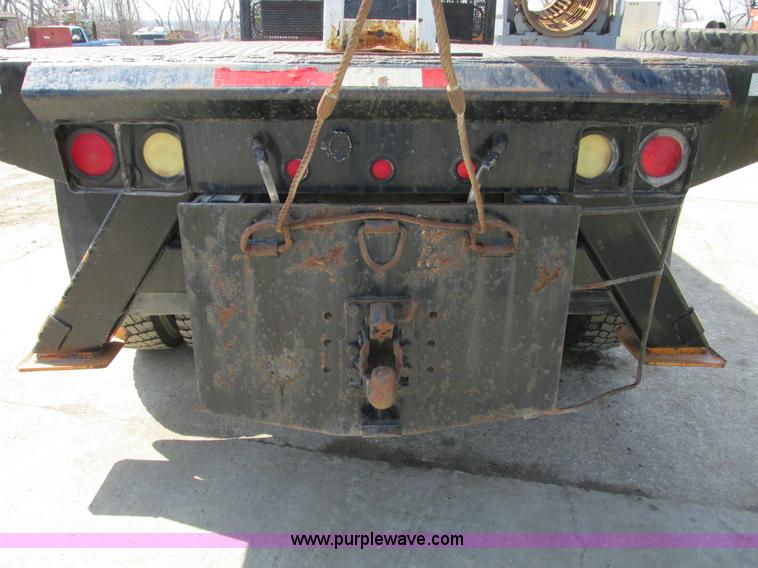 image for item B5799 1986 Mack DM686S crane truck